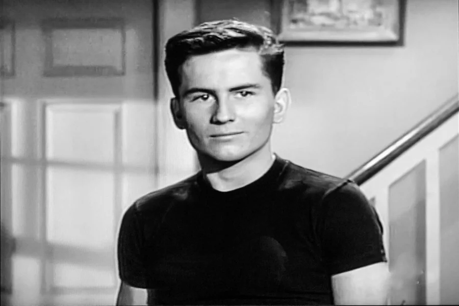 Billy Gray Net Worth 