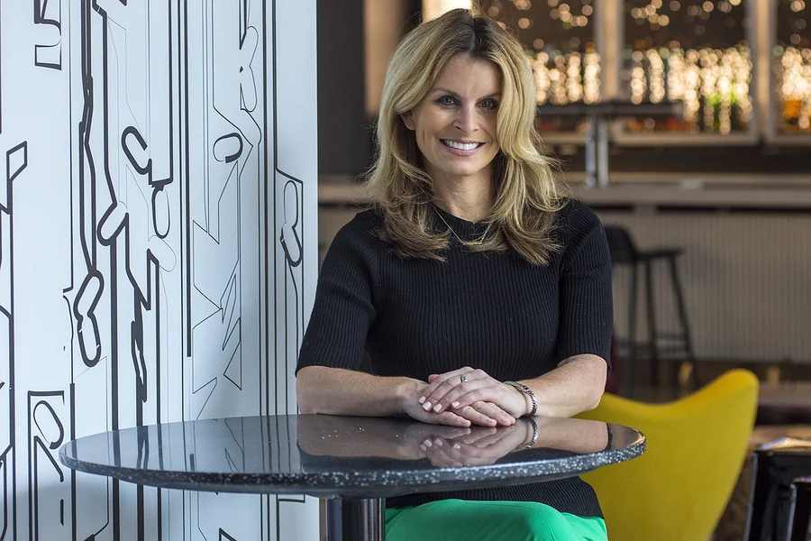 Wiki Adrienne Elrod Husband 