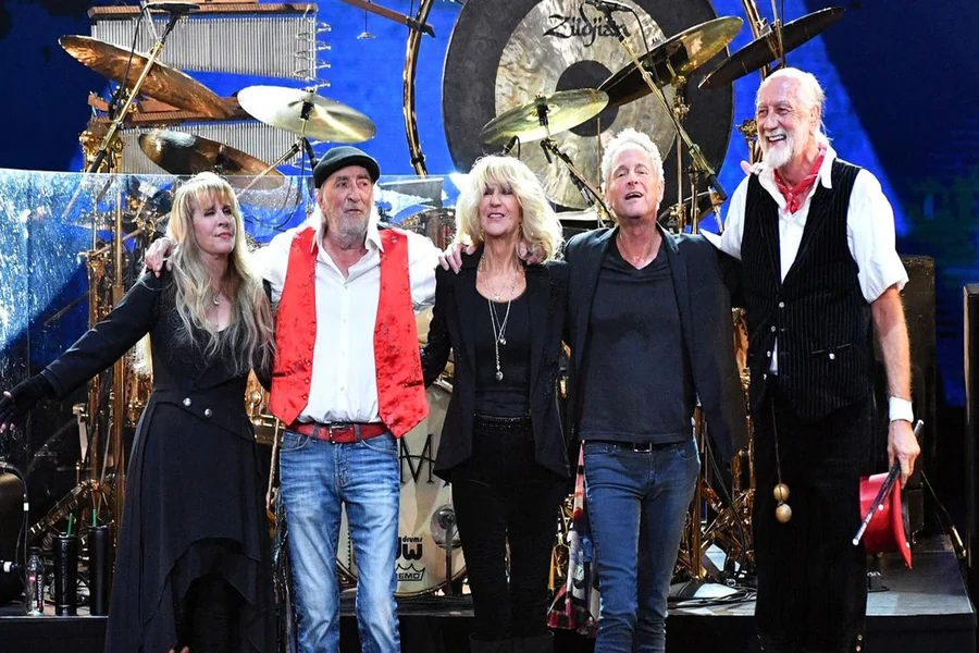 Mick Fleetwood Height