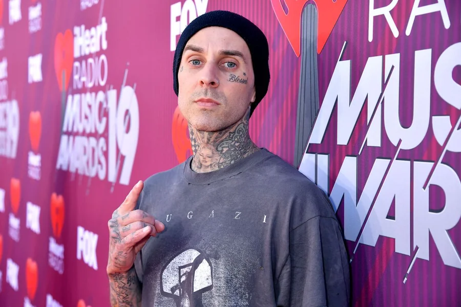 Travis Barker Height